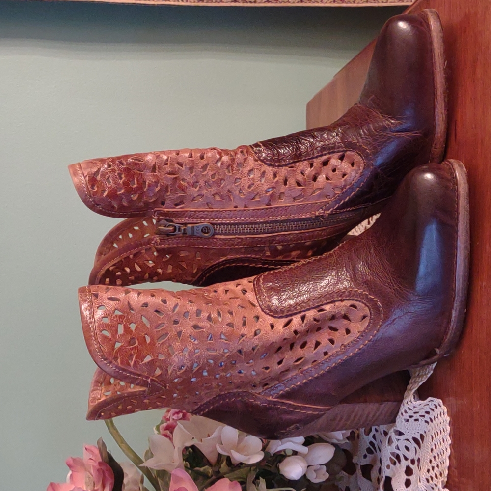 Bed Stu Heeled Bootie Sz. 8.5